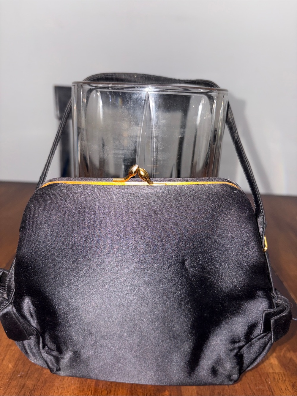 Bienen Davis Vintage Nylon Purse. 1950s Purse Vintage Handbag with kisslock
